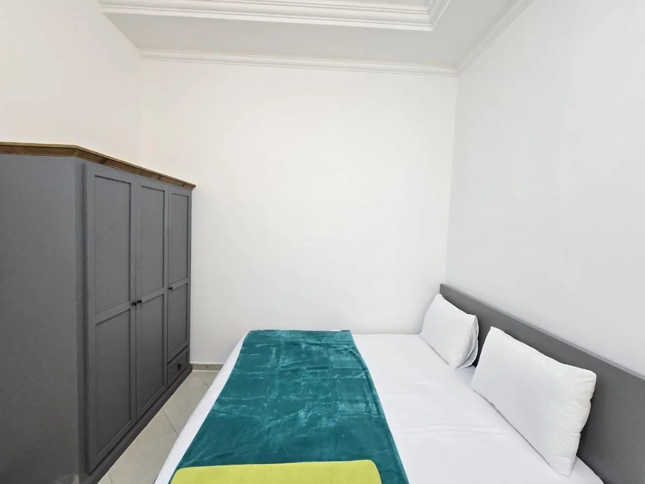 Apartament Fully Furnished Studio On Ground Floor Abu Zabi