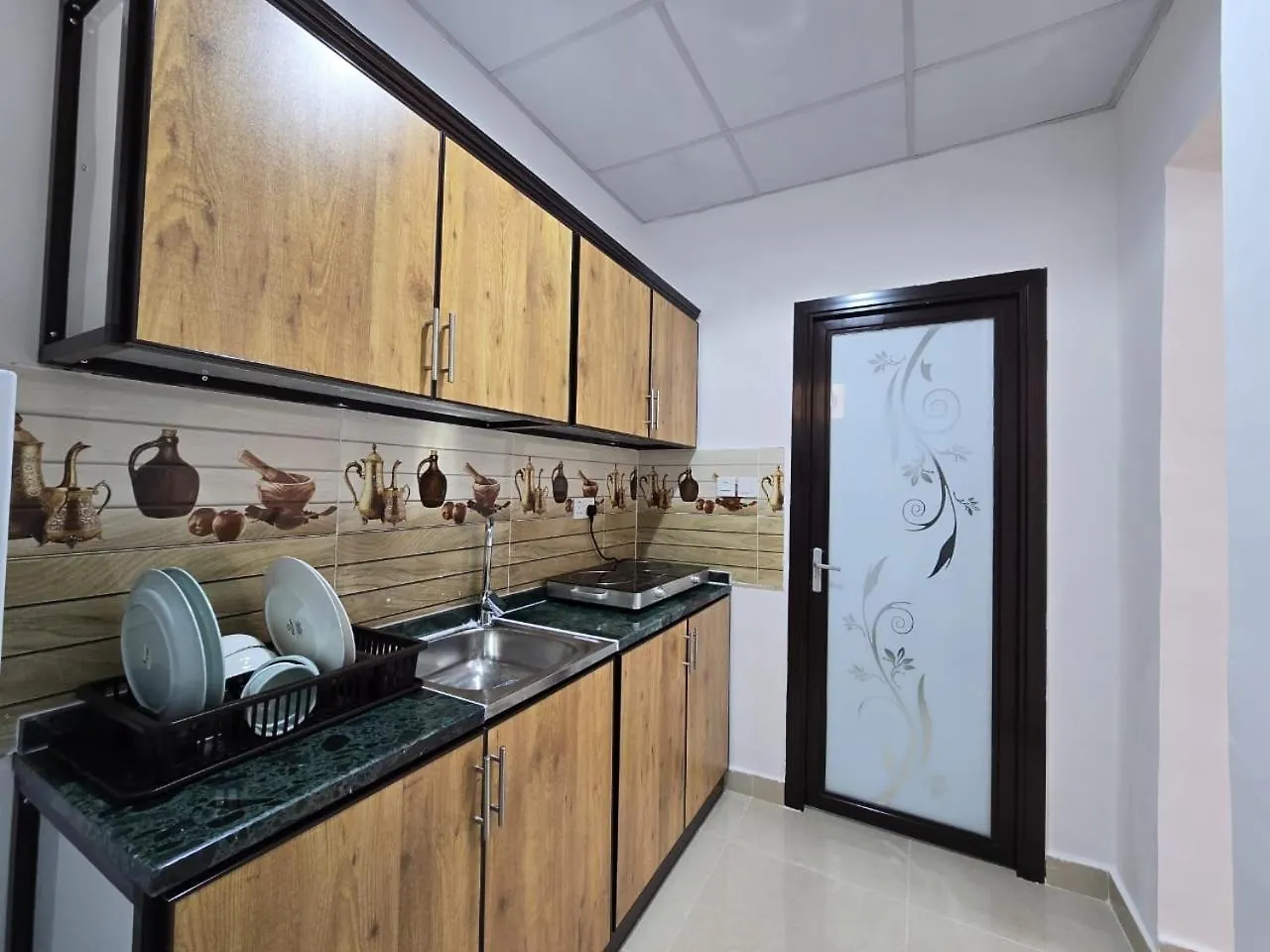 Fully Furnished Studio On Ground Floor Abu Zabi Zjednoczone Emiraty Arabskie