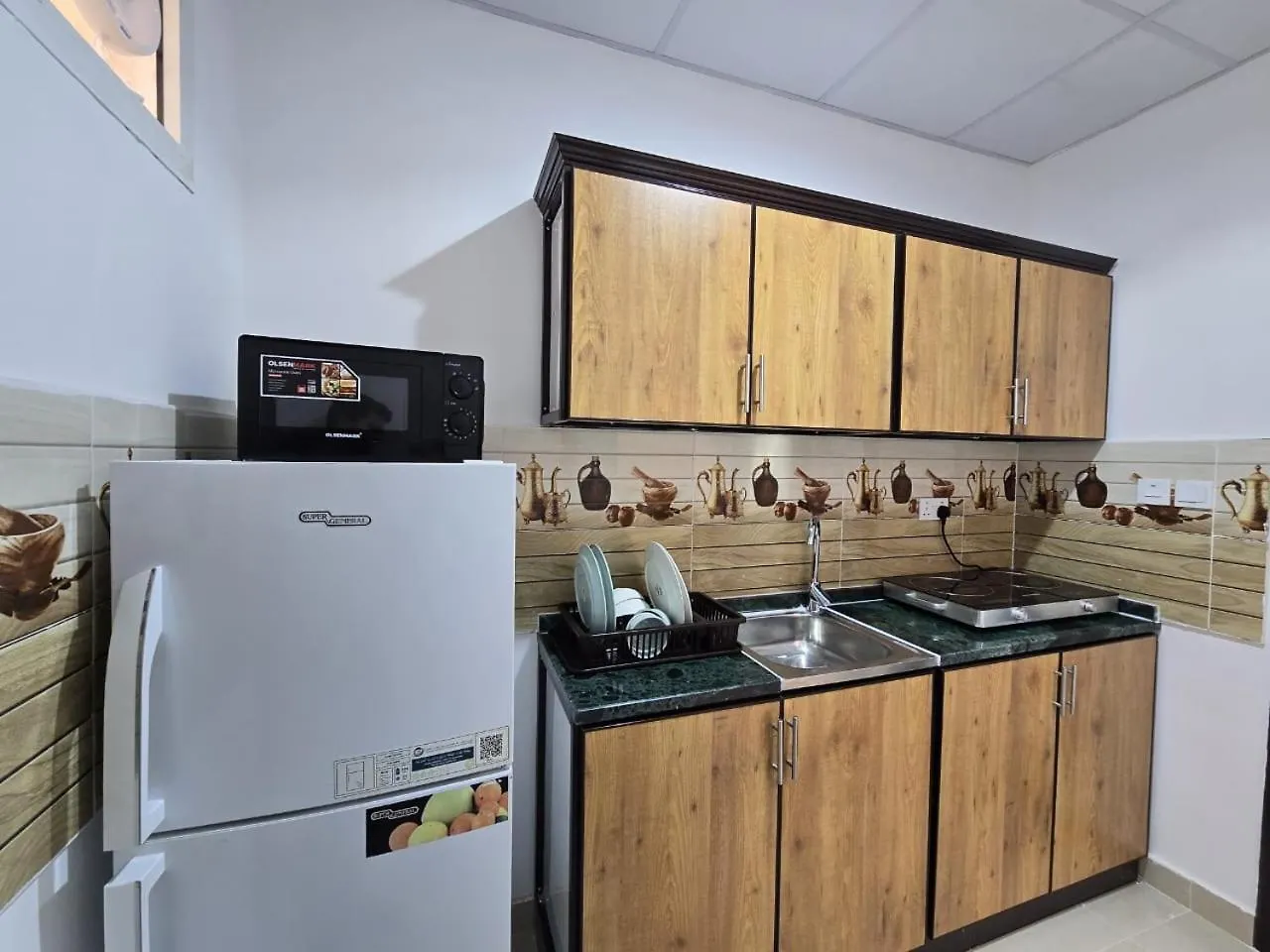 Fully Furnished Studio On Ground Floor Abu Zabi Apartament